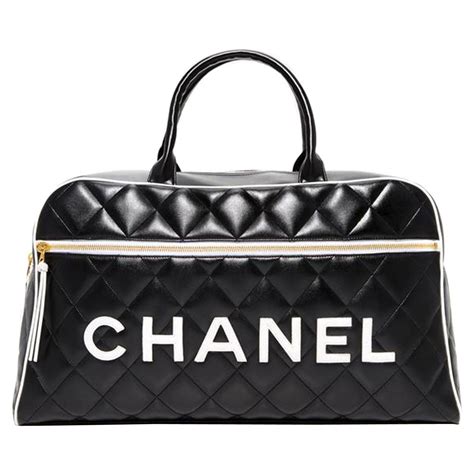 discounted classic black and white chanel purse